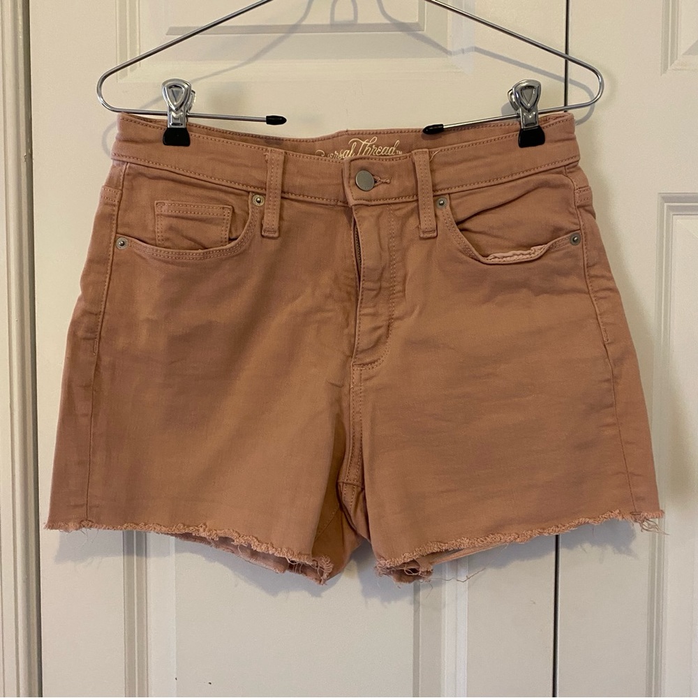 Universal Thread | Jean Shorts High Waist Pink size 6/28